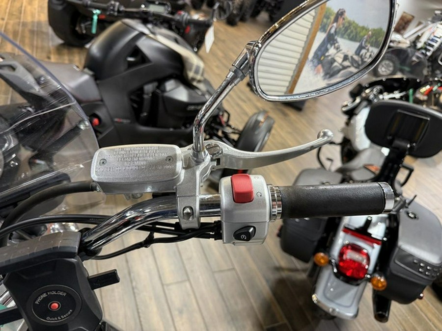 2018 Suzuki Boulevard C90T