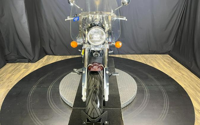 2001 Suzuki Motor of America Inc. Marauder 800