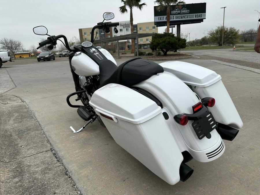 FLHRXS 2024 Road King Special