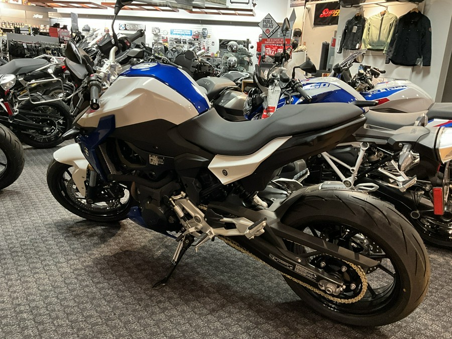 2023 BMW F 900 R