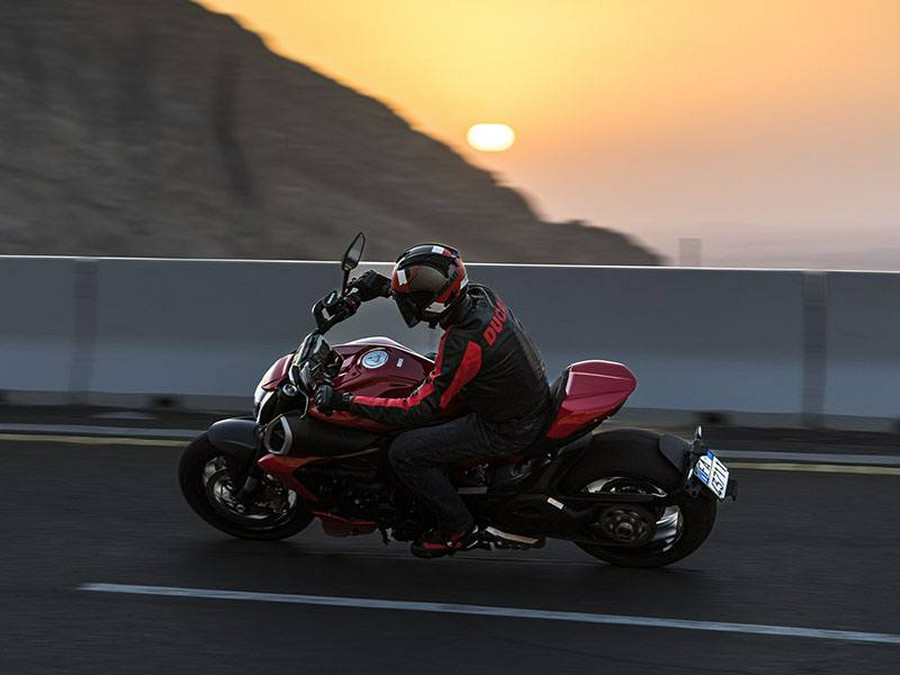 2024 Ducati Diavel V4