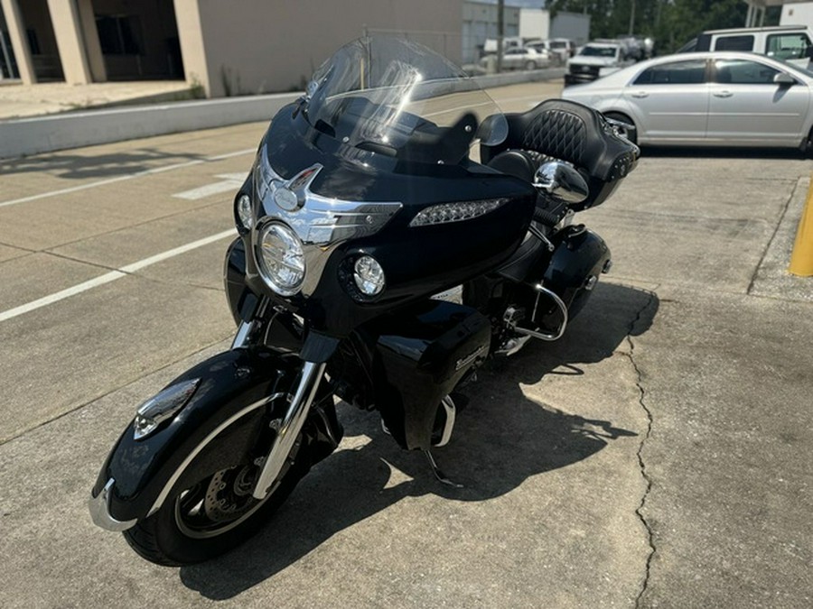 2017 Indian Roadmaster Thunder Black