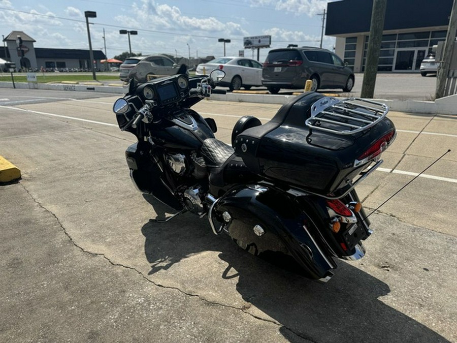 2017 Indian Roadmaster Thunder Black