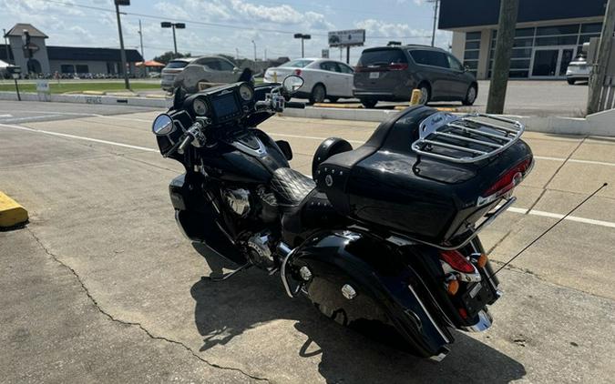 2017 Indian Roadmaster Thunder Black