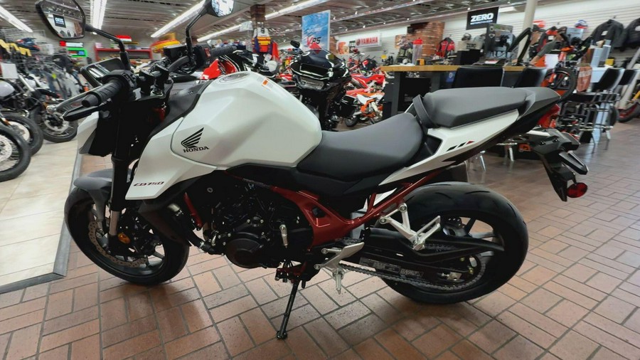 2025 Honda CB750 HORNET