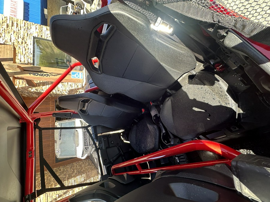 2026 HONDA TALON 1000R 4 LIVE VALVE Pearl Red - HU0574