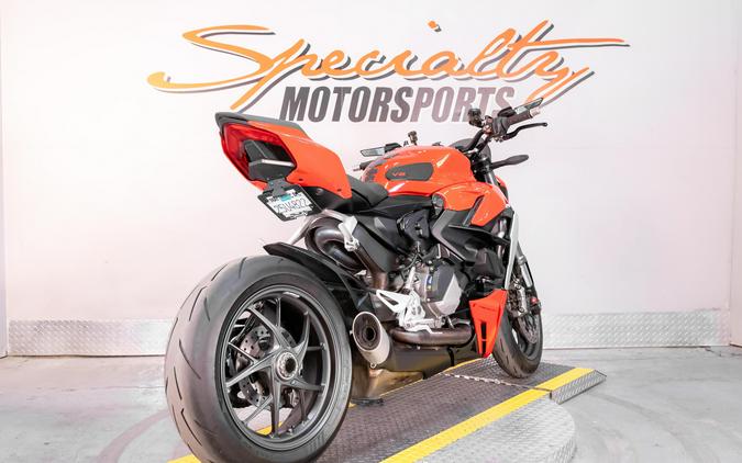 2022 Ducati Streetfighter V2