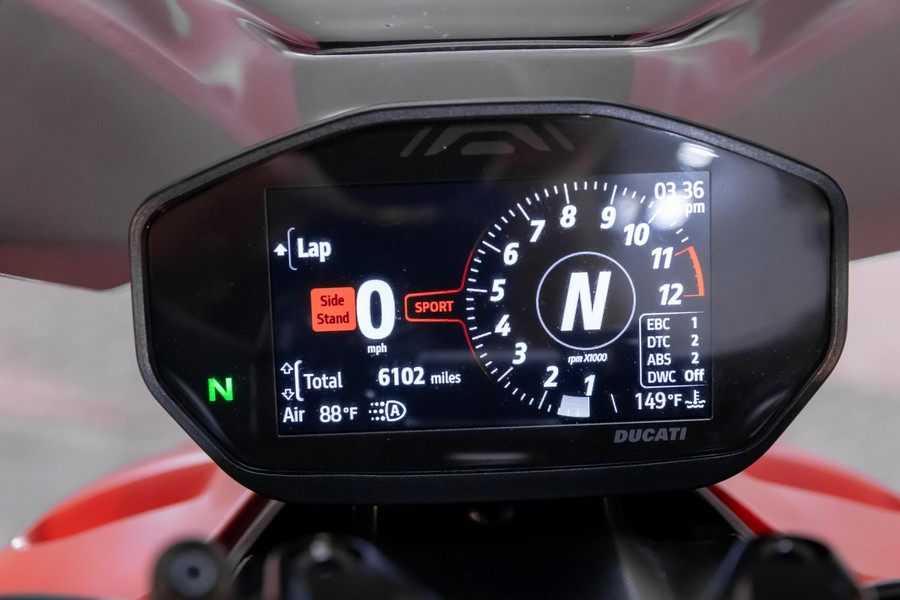 2022 Ducati Streetfighter V2