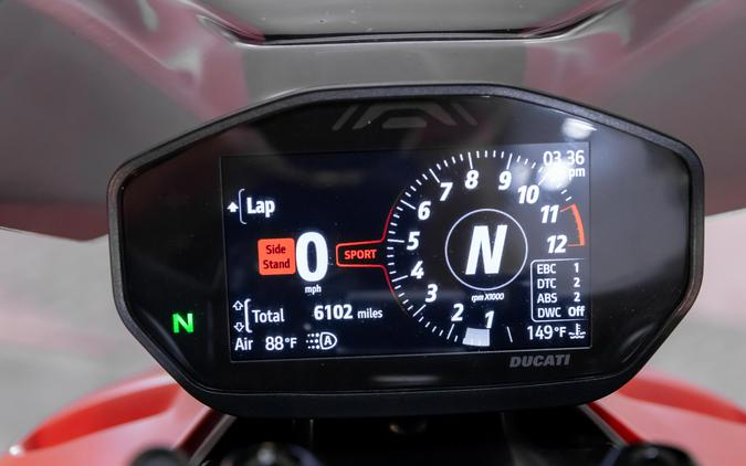 2022 Ducati Streetfighter V2