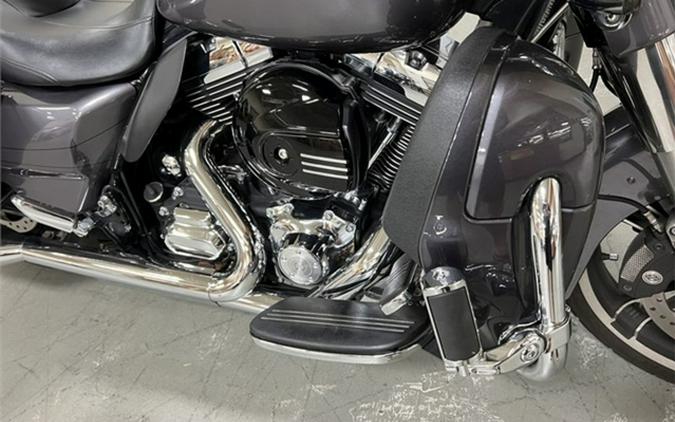 2015 Harley-Davidson FLHXS - Street Glide Special