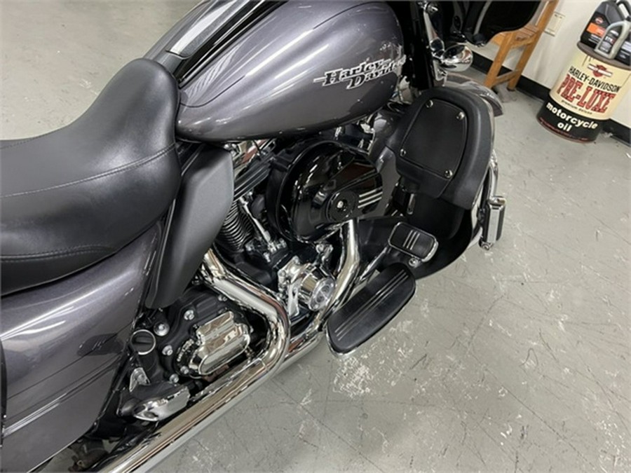 2015 Harley-Davidson FLHXS - Street Glide Special