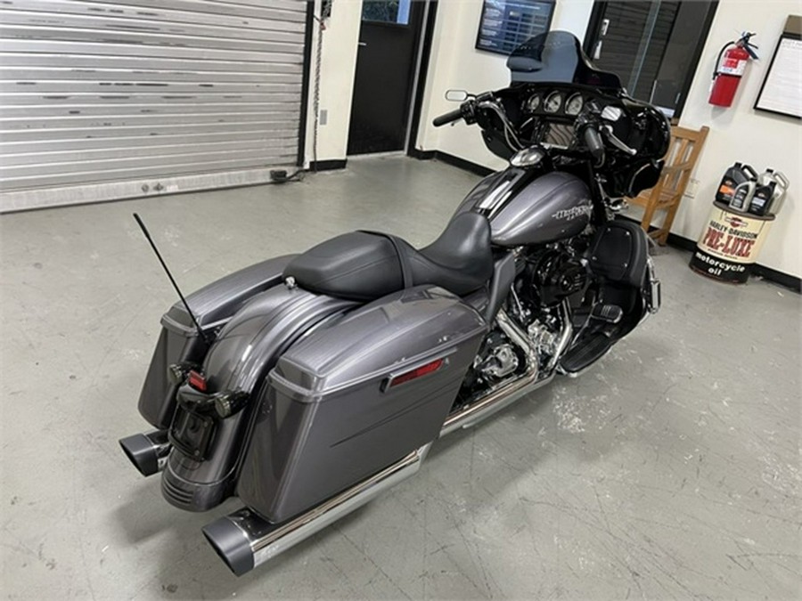 2015 Harley-Davidson FLHXS - Street Glide Special