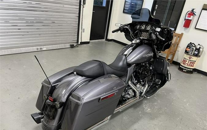 2015 Harley-Davidson FLHXS - Street Glide Special