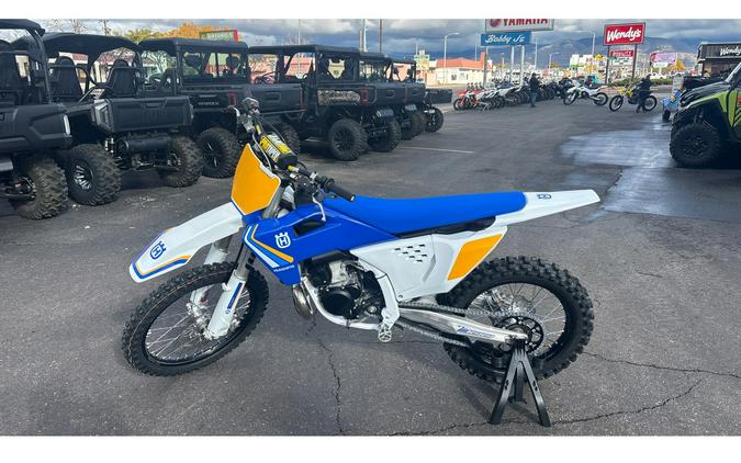 2025 Husqvarna Motorcycles TC 300