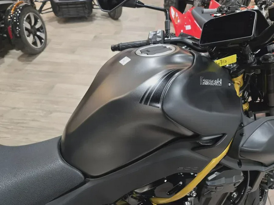 2026 KAWASAKI Z900 ABS