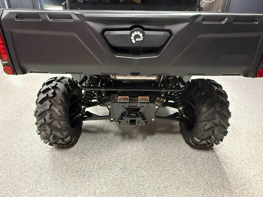 2027 Can-Am Defender MAX DPS CAB HD10
