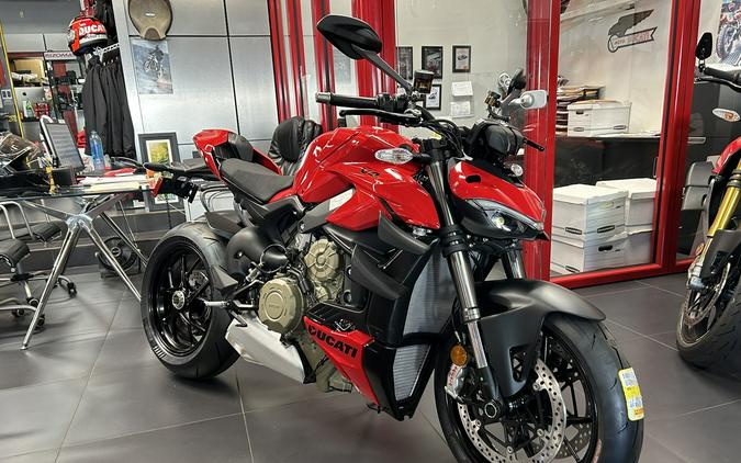 2024 Ducati Streetfighter V4 (FL) - Red