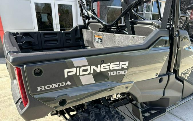 2024 Honda Pioneer 1000-6 Deluxe Crew