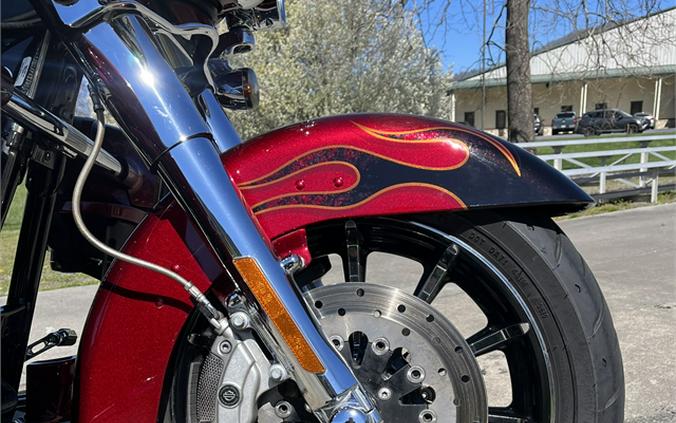 2011 Harley-Davidson CVO Ultra Classic Electra Glide