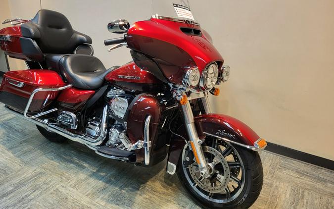 2018 Harley-Davidson Ultra Limited Wicked Red/Twisted Cherry FLHTK
