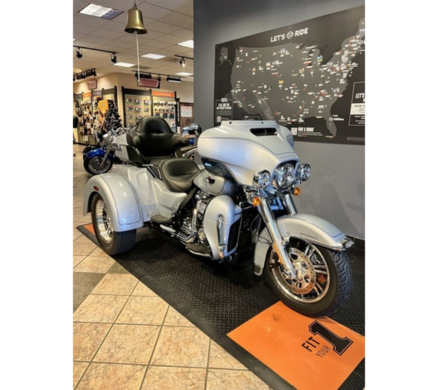 2023 Harley-Davidson FLHTCUTG - Tri Glide Ultra