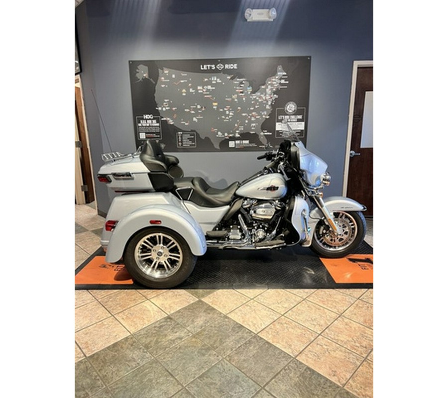 2023 Harley-Davidson FLHTCUTG - Tri Glide Ultra