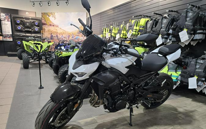2026 KAWASAKI Z900 ABS