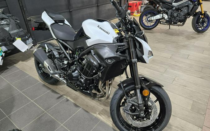 2026 KAWASAKI Z900 ABS