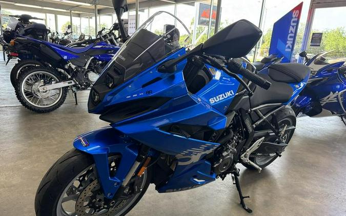 2025 Suzuki GSX-8R