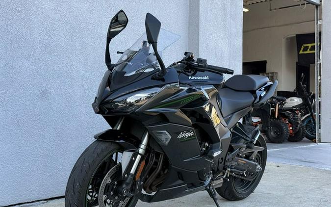 2025 Kawasaki Ninja 1100SX ABS