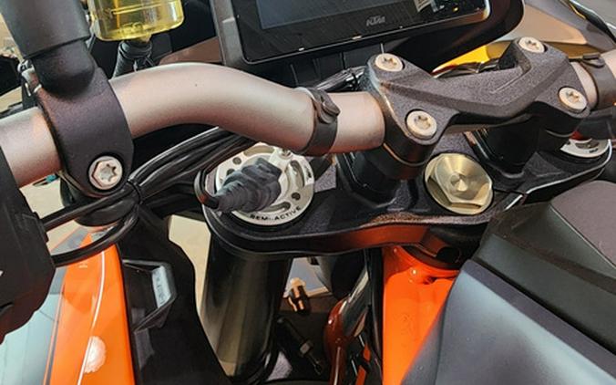 2023 KTM Super Duke 1290 GT