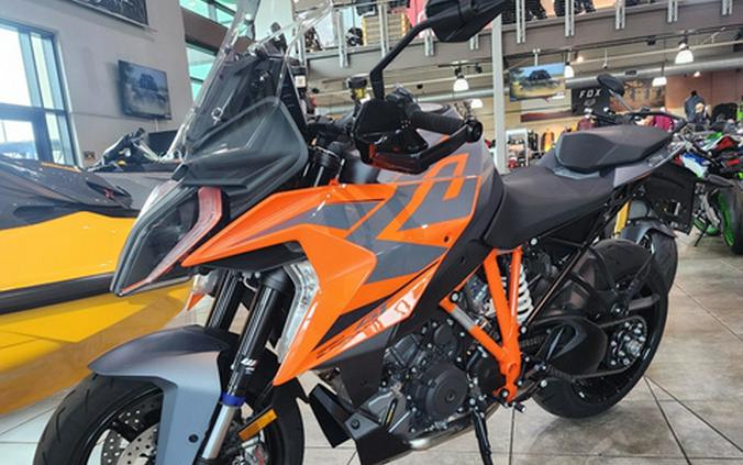 2023 KTM Super Duke 1290 GT
