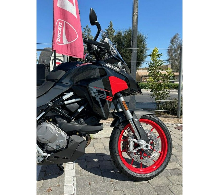 2024 Ducati Multistrada V2 S Black