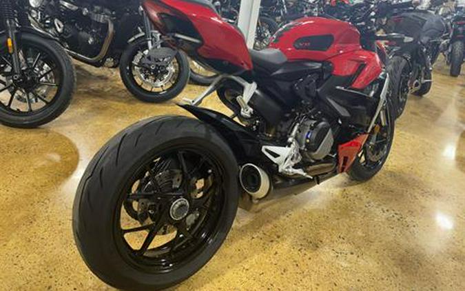 2023 Ducati Streetfighter V2