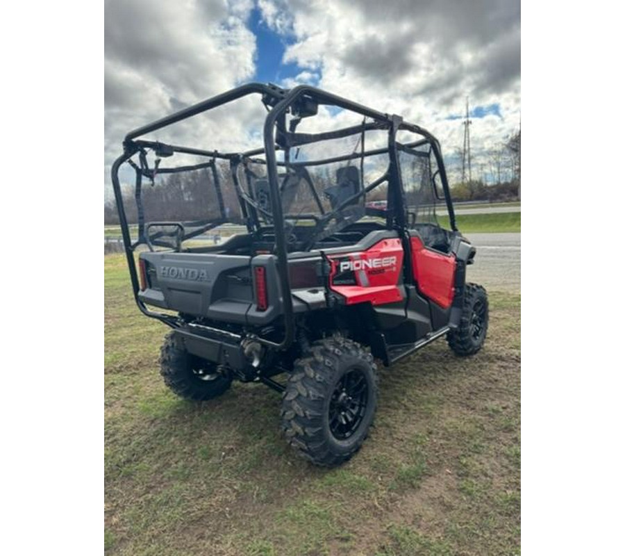 2025 Honda® Pioneer 1000-5 Deluxe