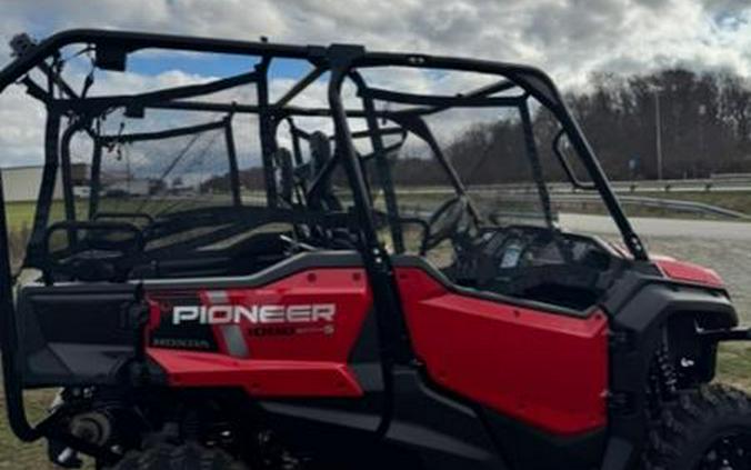 2025 Honda® Pioneer 1000-5 Deluxe