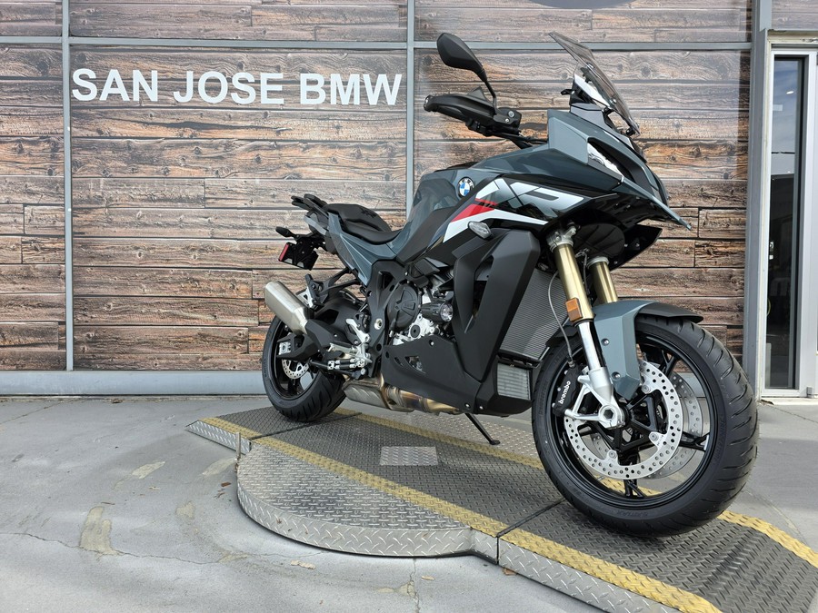 2026 BMW S 1000 XR
