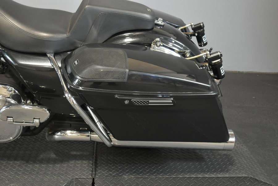 2018 Harley-Davidson Street Glide Black Tempest