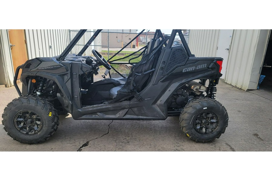 2023 Can-Am MAVERICK TRAIL DPS 700