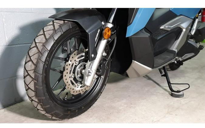 2025 ADV 160 - Honda