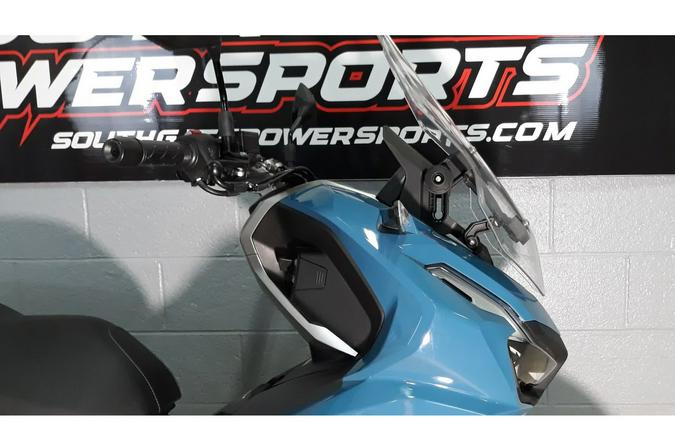 2025 ADV 160 - Honda