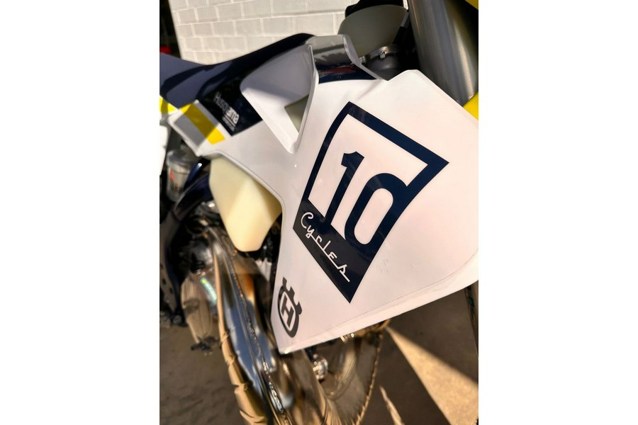 2023 Husqvarna Motorcycles TE 300