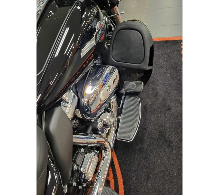 2024 Harley-Davidson® FLHTCUTG - Tri Glide® Ultra