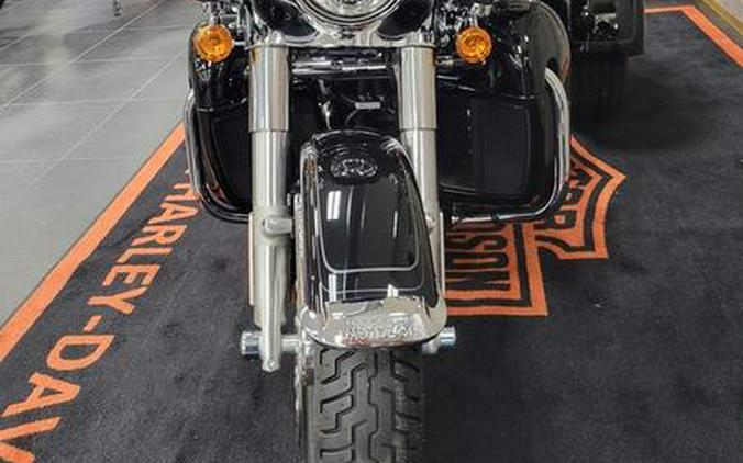 2024 Harley-Davidson® FLHTCUTG - Tri Glide® Ultra