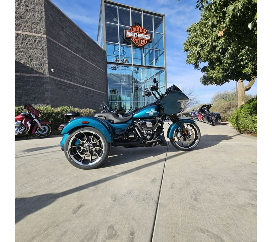 2026 Harley-Davidson® FLTRT - Road Glide® 3