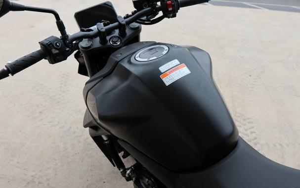 2025 HONDA CB750 HORNET