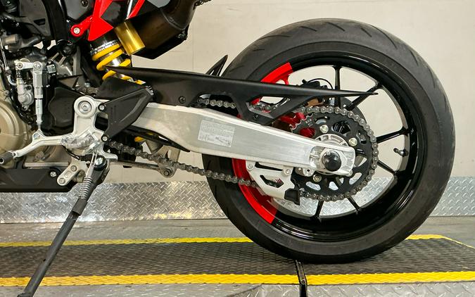 2025 Ducati Hypermotard 698 Mono RVE