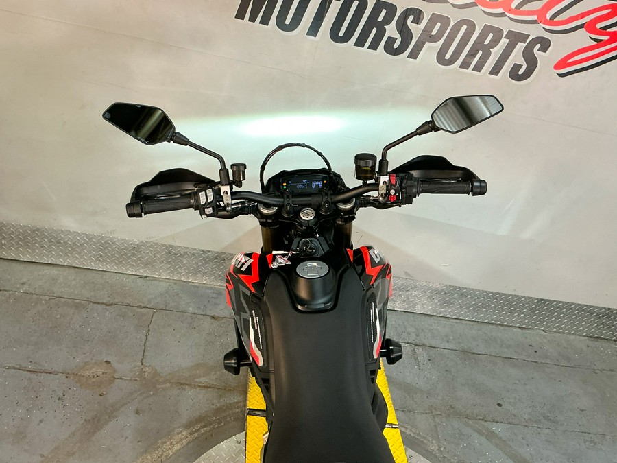 2025 Ducati Hypermotard 698 Mono RVE