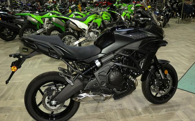 2022 Kawasaki Versys 650 LT Review [17 Fast Facts]