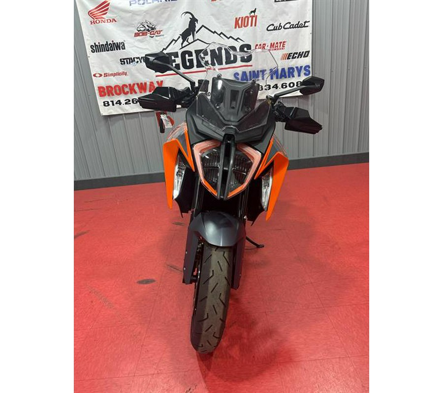 2024 KTM 1290 Super Duke GT